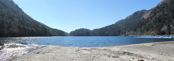 memencho_lake_top